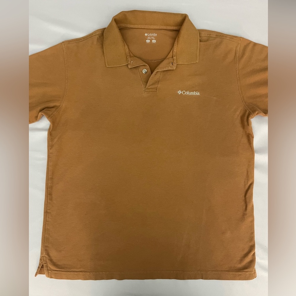 Columbia Men’s T-Shirt - Medium